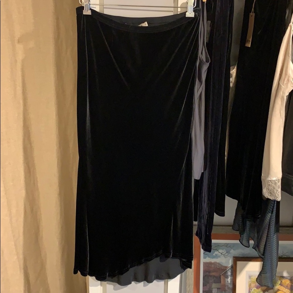 GoSilk Velvet Skirt